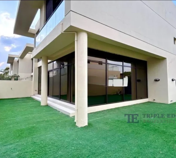 Stunning layout | Vacant | well maintained
