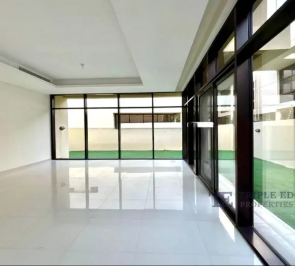 Luxurious 4 Bedroom