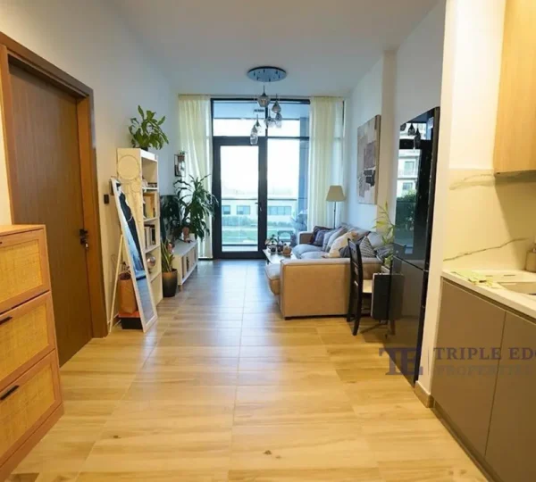 Fully Furnished | Parkview | 1 BR in Studio City